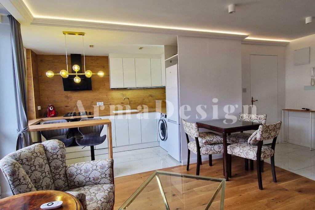 Arma Design Apartment 2 Bedrooms วอร์ซอ ภายนอก รูปภาพ